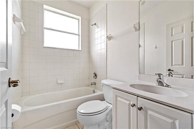 4280 Avian AVE, Fort Myers, FL 33916