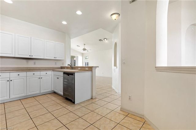 4280 Avian AVE, Fort Myers, FL 33916