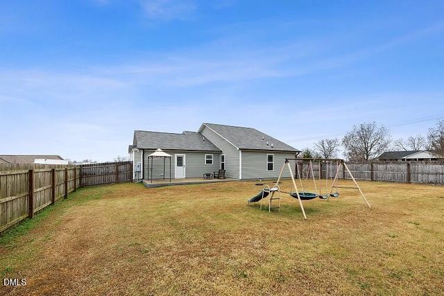 15 Denning Farms Lane, Benson, NC 27504