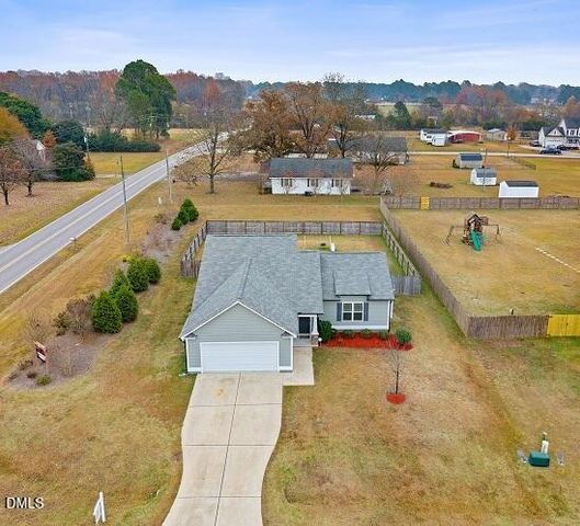 15 Denning Farms Lane, Benson, NC 27504