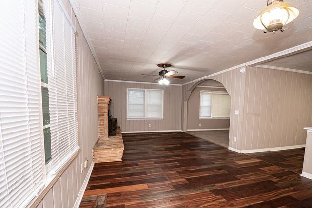 2613 Denton Rd, Dothan, AL 36303