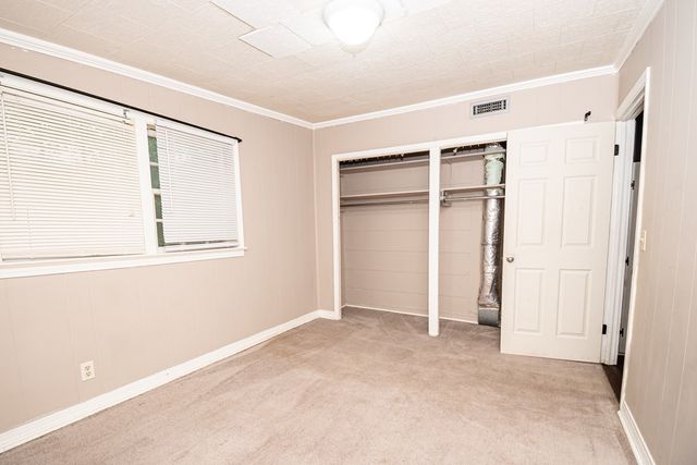 2613 Denton Rd, Dothan, AL 36303