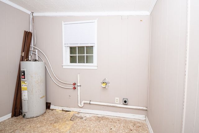 2613 Denton Rd, Dothan, AL 36303