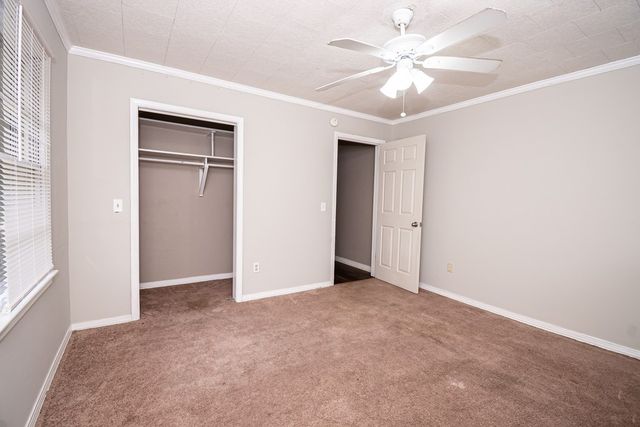 2613 Denton Rd, Dothan, AL 36303