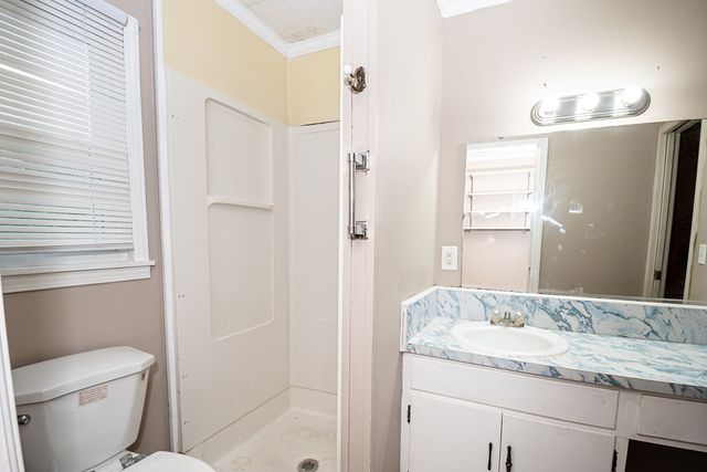 2613 Denton Rd, Dothan, AL 36303