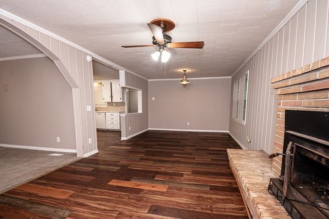 2613 Denton Rd, Dothan, AL 36303