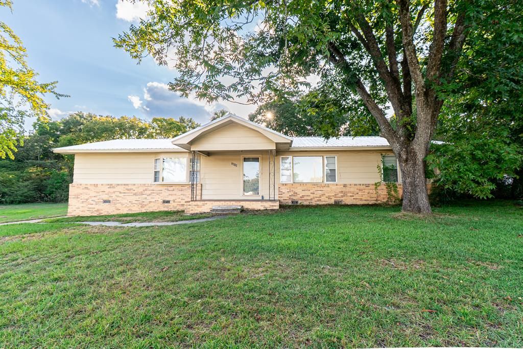 2613 Denton Rd, Dothan, AL 36303