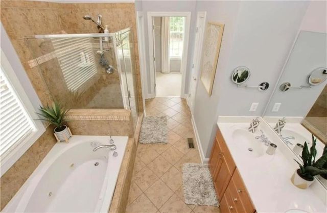 121 Meadow Creek Circle, Bremen, GA 30110