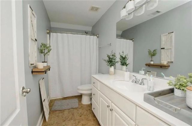 121 Meadow Creek Circle, Bremen, GA 30110