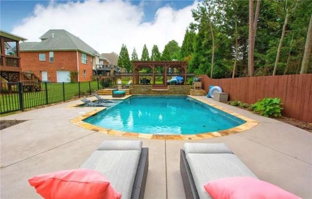 121 Meadow Creek Circle, Bremen, GA 30110