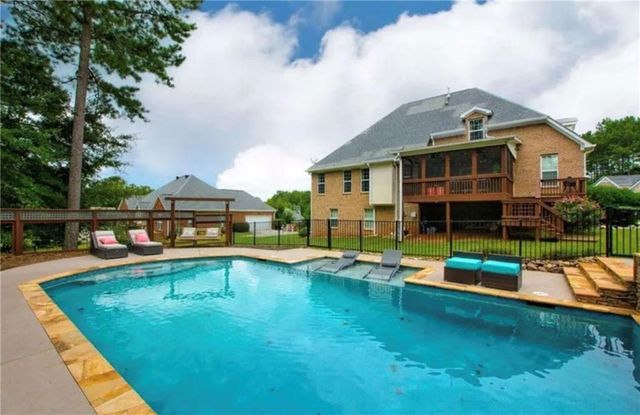 121 Meadow Creek Circle, Bremen, GA 30110
