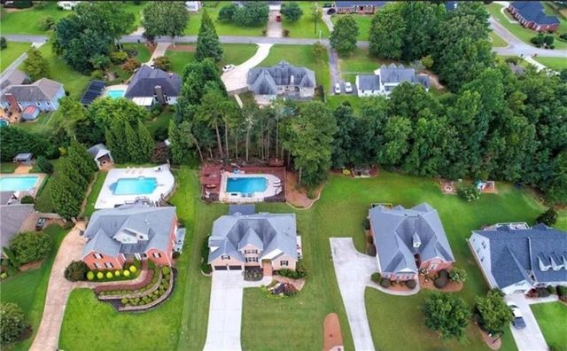 121 Meadow Creek Circle, Bremen, GA 30110