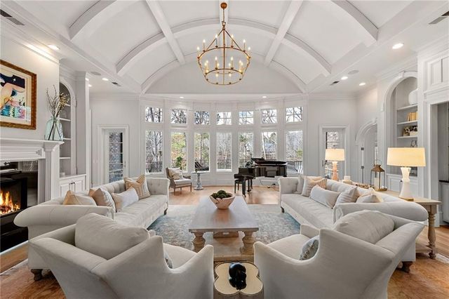 1105 Stonegate Court, Roswell, GA 30075