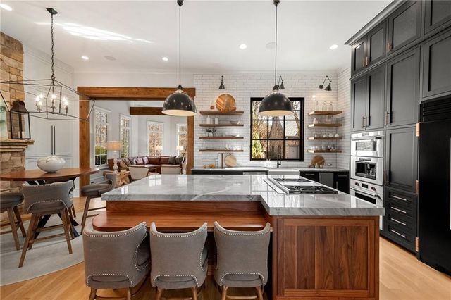 1105 Stonegate Court, Roswell, GA 30075