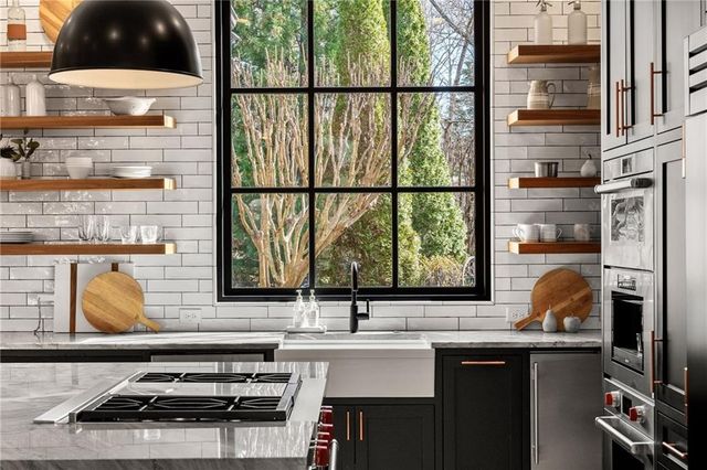 1105 Stonegate Court, Roswell, GA 30075