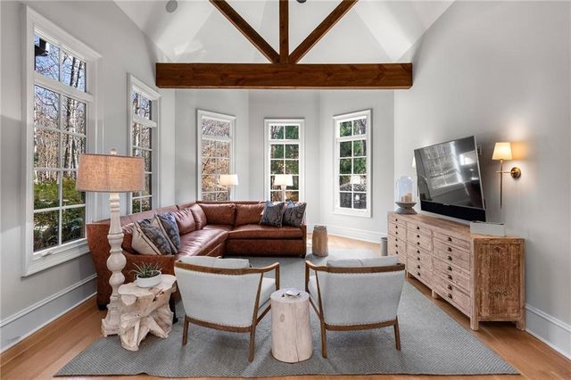 1105 Stonegate Court, Roswell, GA 30075