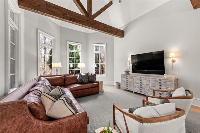 1105 Stonegate Court, Roswell, GA 30075