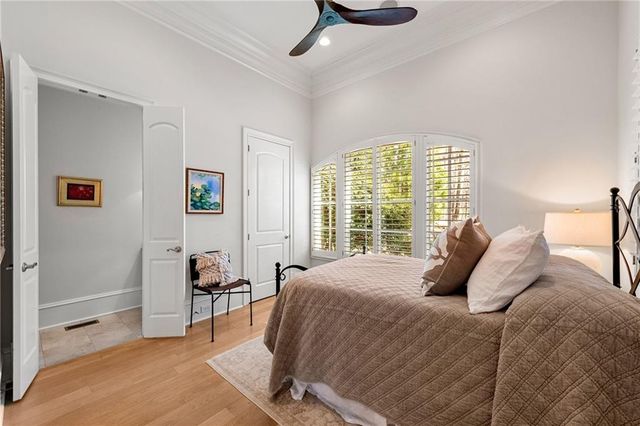 1105 Stonegate Court, Roswell, GA 30075