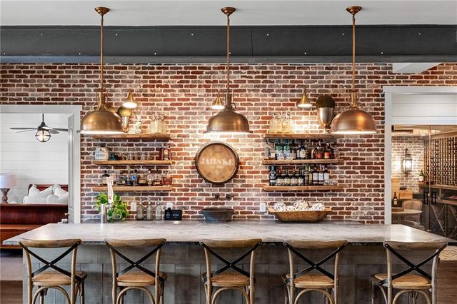 1105 Stonegate Court, Roswell, GA 30075