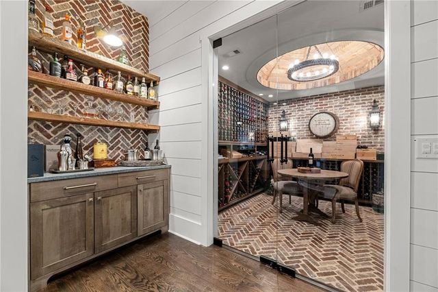 1105 Stonegate Court, Roswell, GA 30075