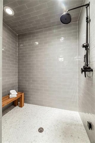 1105 Stonegate Court, Roswell, GA 30075