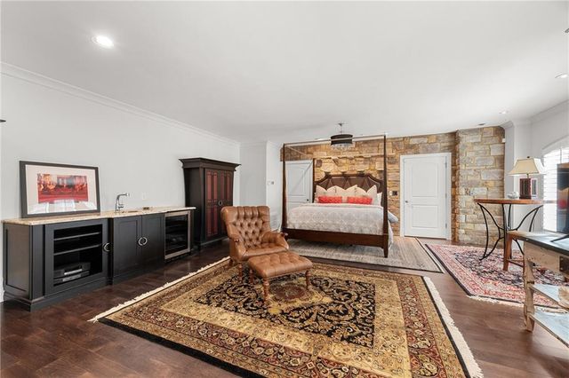 1105 Stonegate Court, Roswell, GA 30075