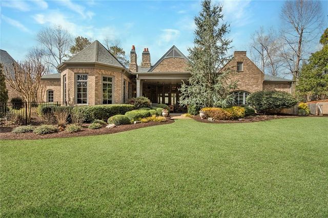 1105 Stonegate Court, Roswell, GA 30075