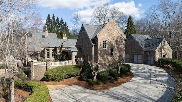 1105 Stonegate Court, Roswell, GA 30075