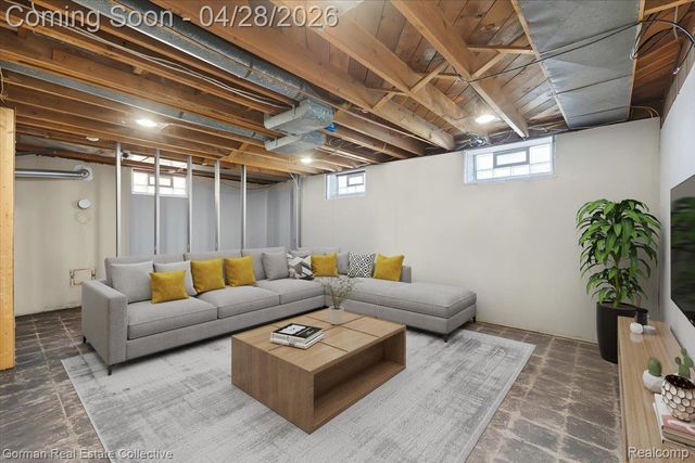 1232 N Stephen Avenue, Clawson, MI 48017