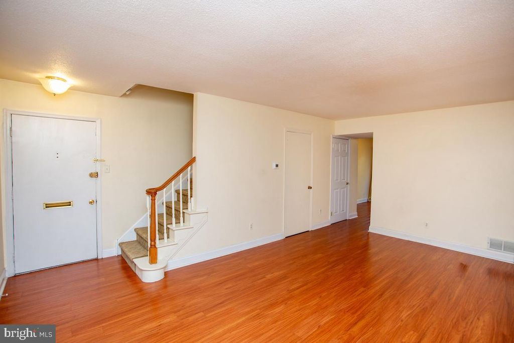 194 BERWICK PL #21E, LANSDALE, PA 19446 — photo 3