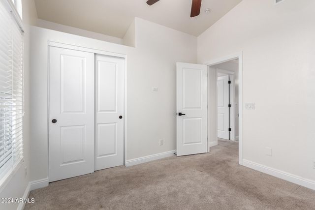 7217 W Crest Lane, Glendale, AZ 85310