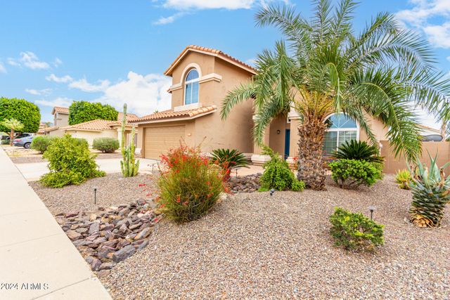 7217 W Crest Lane, Glendale, AZ 85310