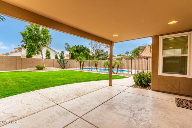 7217 W Crest Lane, Glendale, AZ 85310