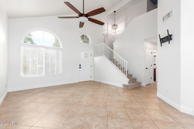 7217 W Crest Lane, Glendale, AZ 85310