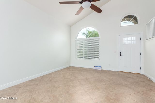 7217 W Crest Lane, Glendale, AZ 85310