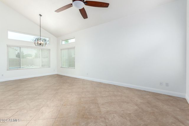 7217 W Crest Lane, Glendale, AZ 85310