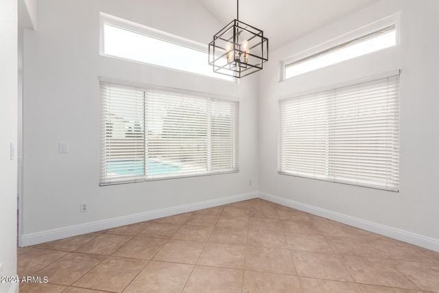 7217 W Crest Lane, Glendale, AZ 85310