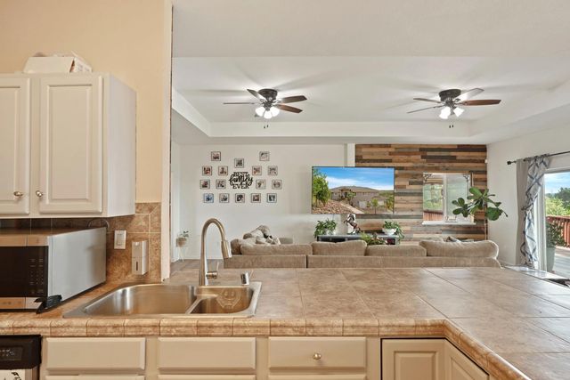 1111 Paradise Peak Rd, Valley Springs, CA 95252