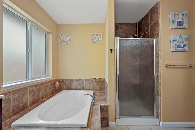 1111 Paradise Peak Rd, Valley Springs, CA 95252