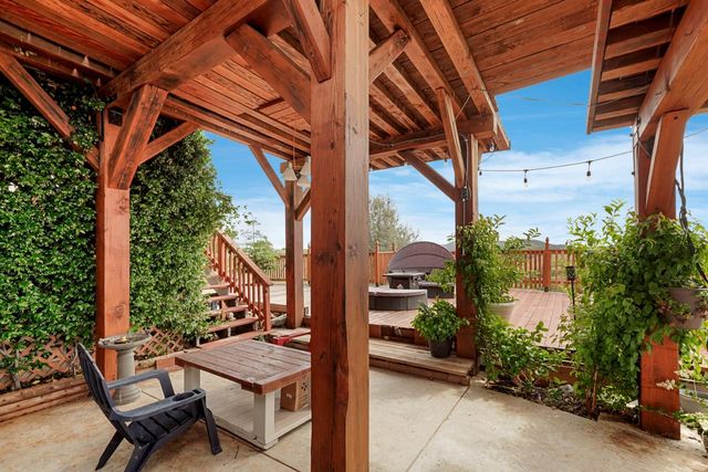 1111 Paradise Peak Rd, Valley Springs, CA 95252