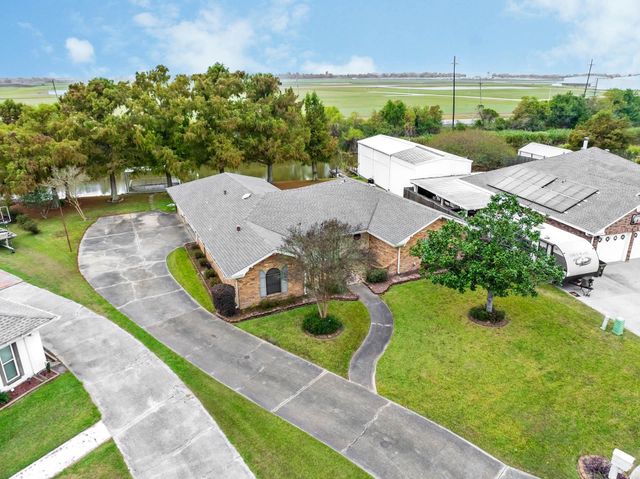 110 Colyell Dr, Houma, LA 70363