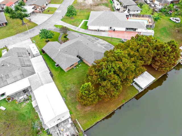 110 Colyell Dr, Houma, LA 70363