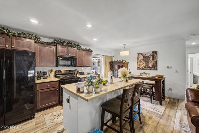 150 S WINDSOR -- 69, Mesa, AZ 85204