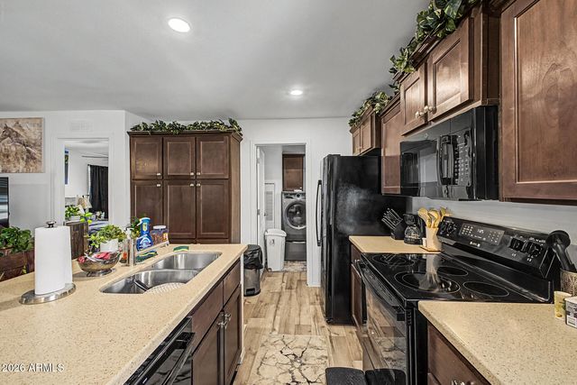 150 S WINDSOR -- 69, Mesa, AZ 85204