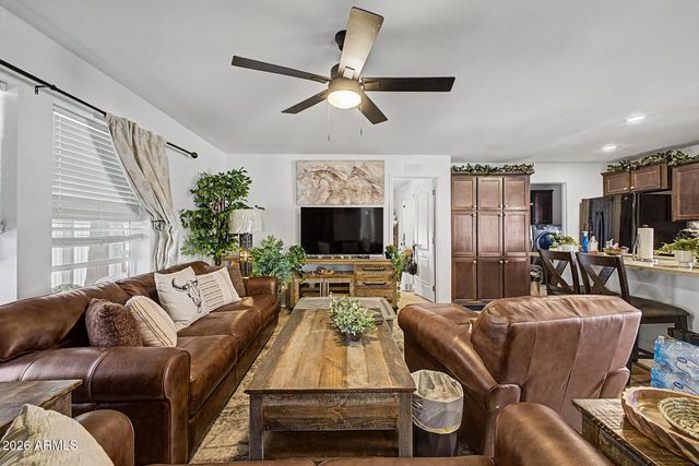 150 S WINDSOR -- 69, Mesa, AZ 85204