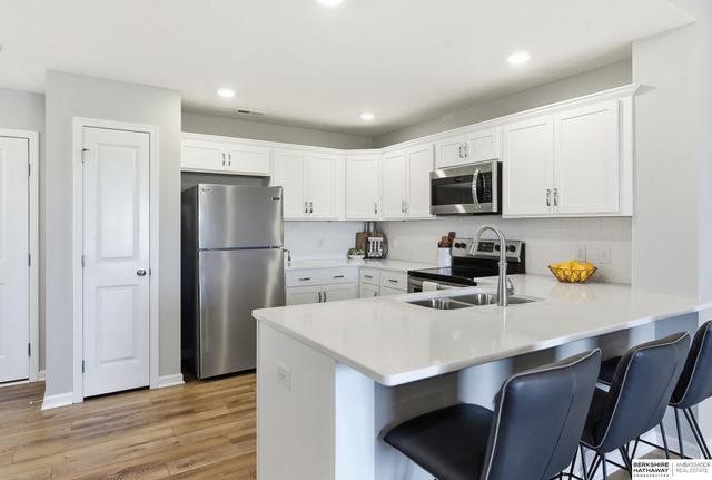2219 N Aaron Way, Fremont, NE 68025