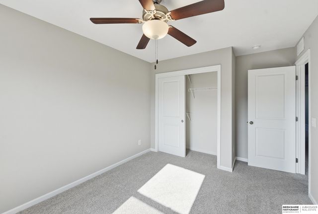 2219 N Aaron Way, Fremont, NE 68025