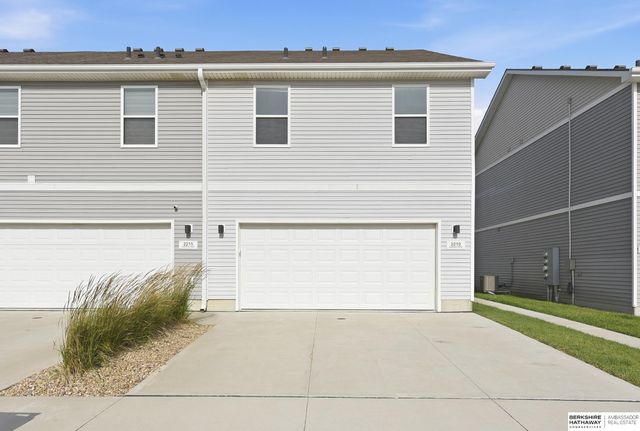 2219 N Aaron Way, Fremont, NE 68025