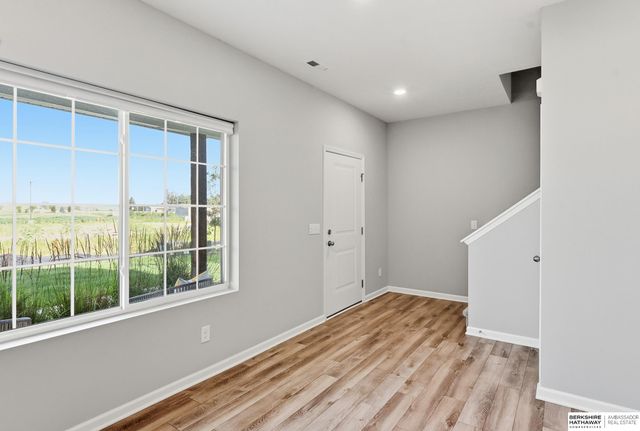 2219 N Aaron Way, Fremont, NE 68025