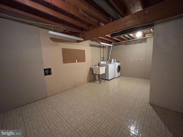 12656 MAGNA CARTA RD, Herndon, VA 20171